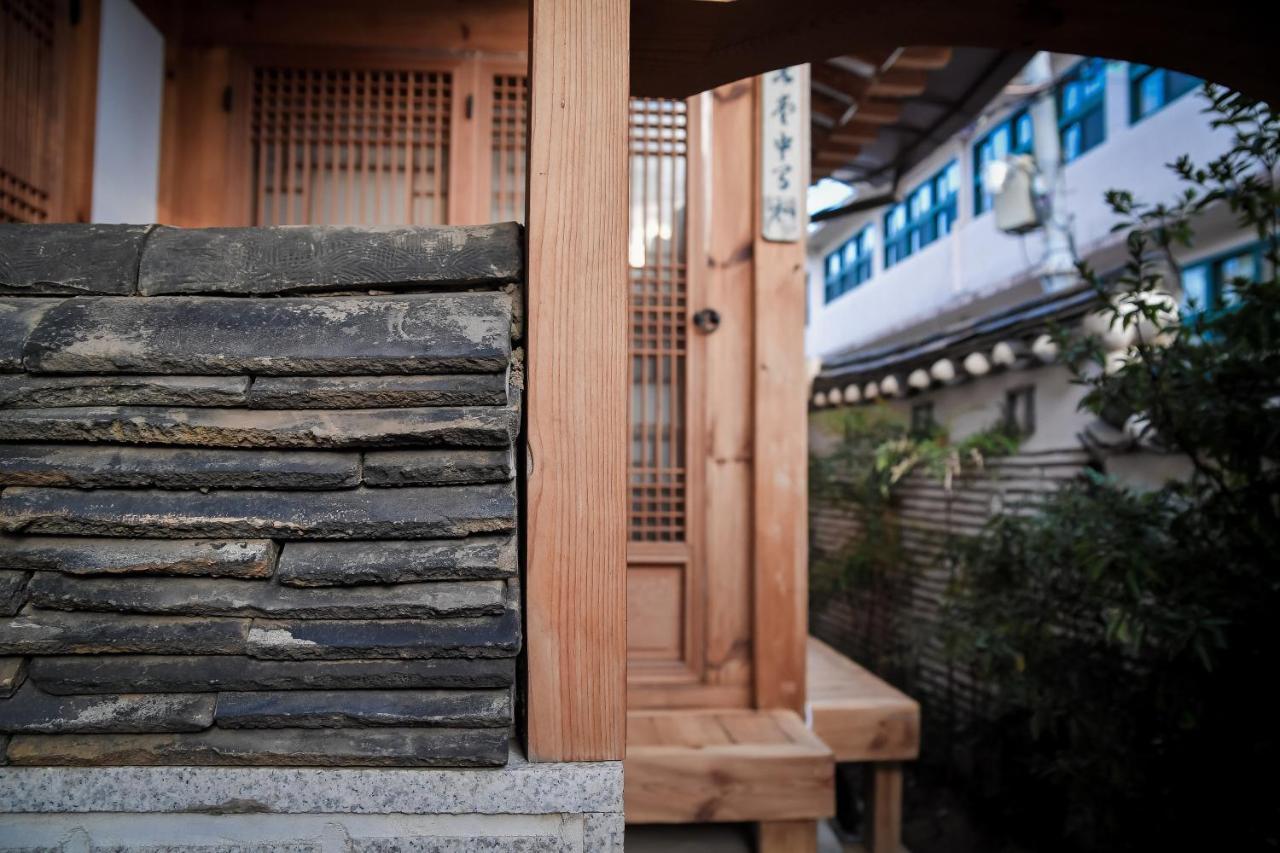 Cheong Yeon Jae Hanok Hotel Seoul Exterior photo